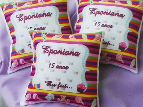 40-almofadas-personalizadas-lembrancinha-15-anos-15x15-16408-MLB20121179504_062014-O